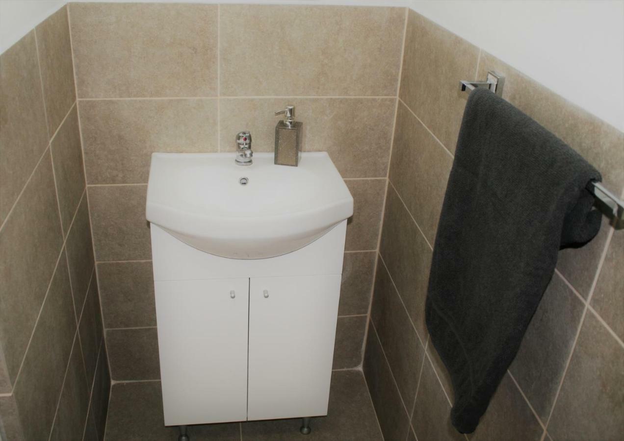 Apartamento Casa Peterfi Târgu-Mureş Exterior foto